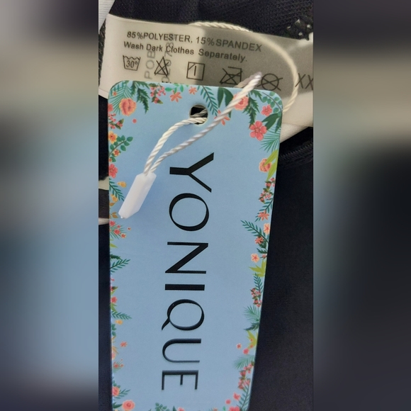 Yonique Layered  Swim Top Attached Bra Navy Stripe US XXL - Picture 4 of 4